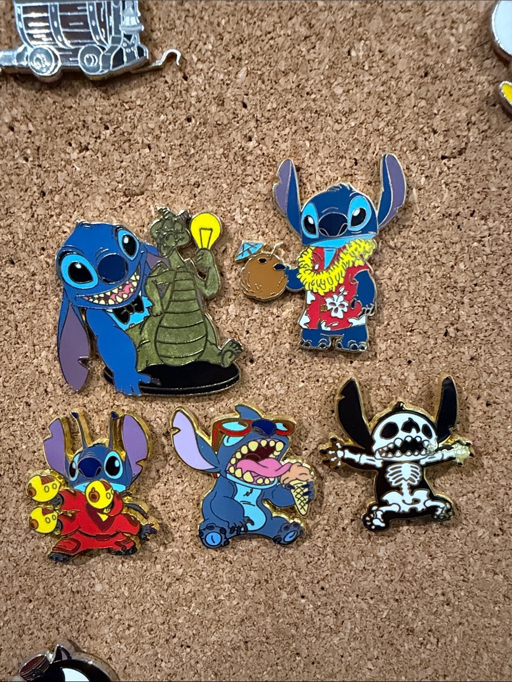 Disney Stitch 5 Pin Bundle